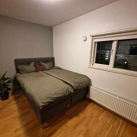 Penthouse With Hot Tub *